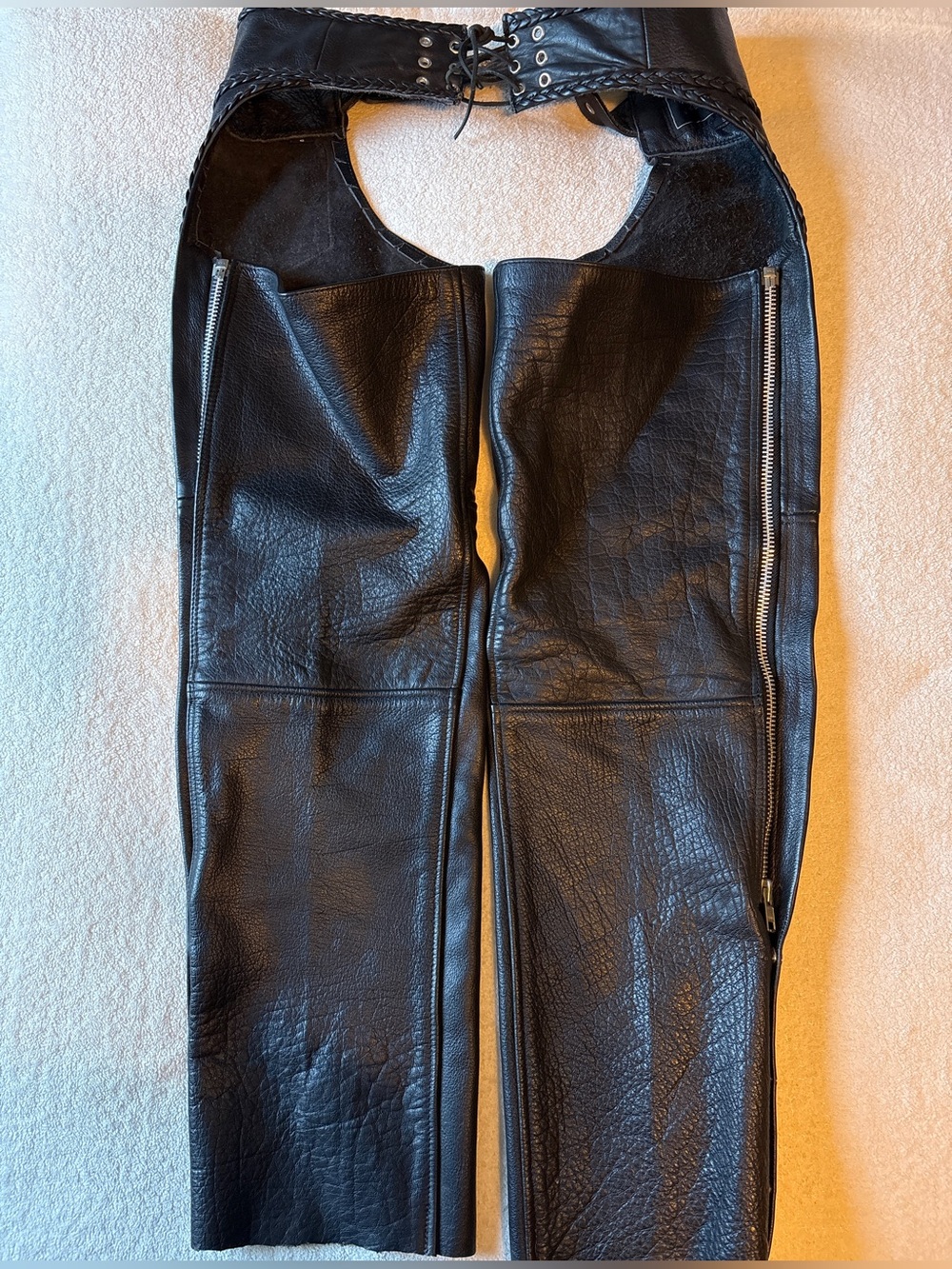 Uniq Leather Motorcycle Riding Chaps, Zip Snap Closure. Adjustable Waist, Sz S